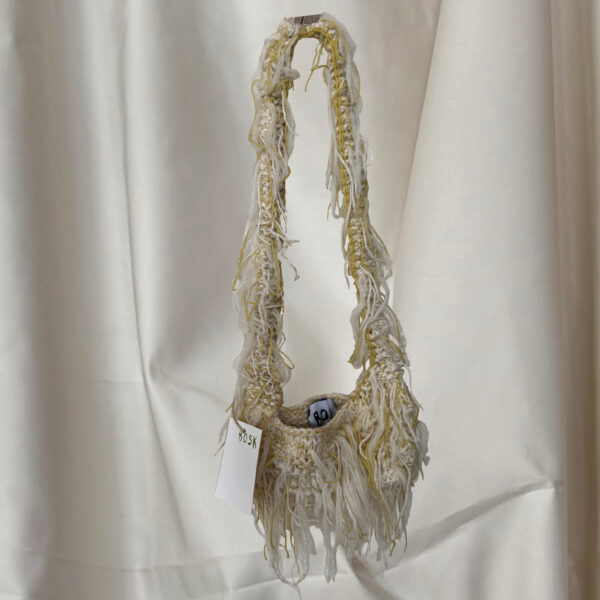 white bag size 3